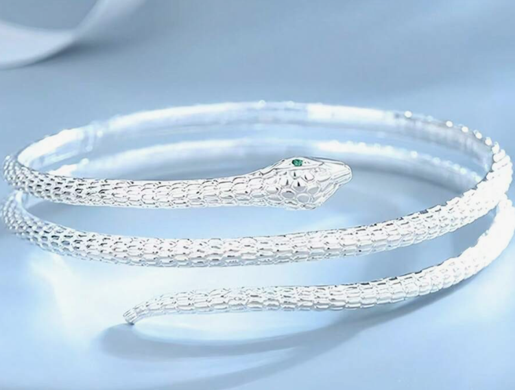 I AM MEDUSA ✨ Snake Coil Bangle 🐍
