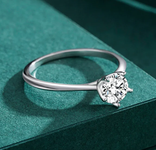 I AM VESTA 🔥 Classic Solitaire 💍