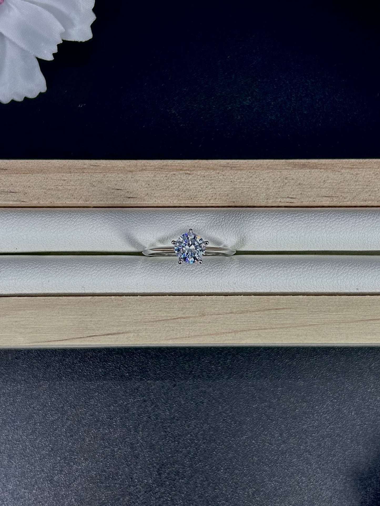 I AM VESTA 🔥 Classic Solitaire 💍