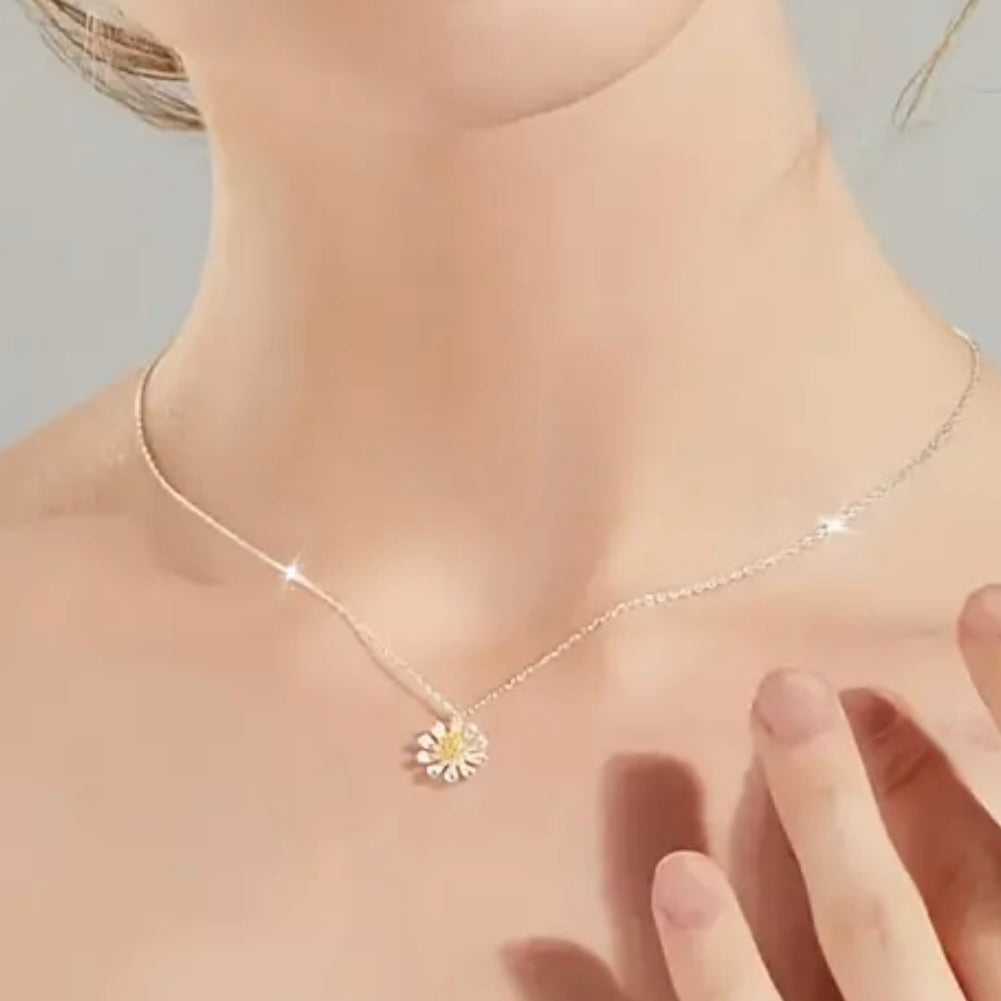 I AM FLORA ✨ Delicate Daisy Necklace 🌼
