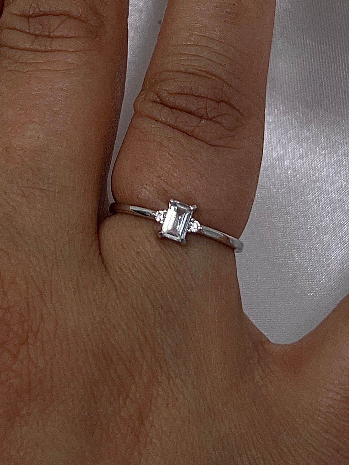 I AM ARTEMIS | Vertical Solitaire Ring 🌙