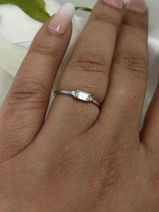 I AM SELENE | Horizontal Solitaire Ring 🌙